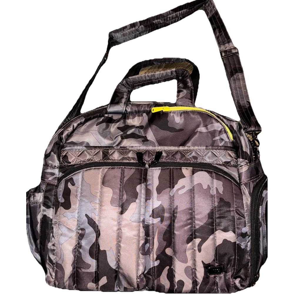 Lug Boxer Camo Duffle Travel Gym Weekend Bag Organizer Adjustable Straps 15"